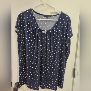 Adrienne Vittadini Blue and White Cap Sleeve Blouse